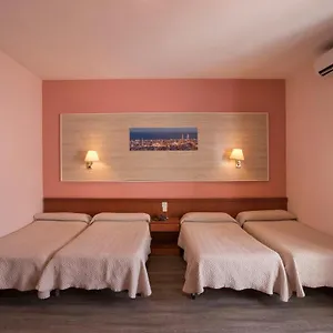Hotell Cuatro Naciones