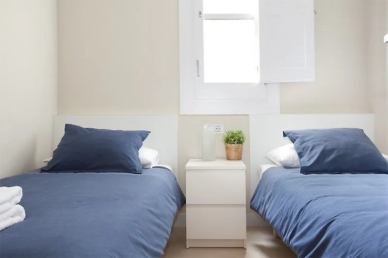 Barcelona Go Hotel & Apartments